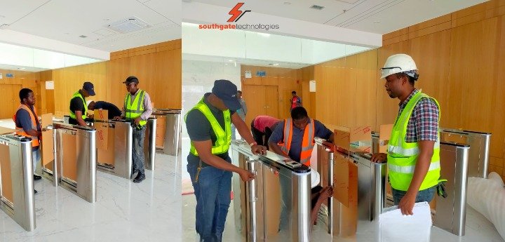 techsouthgate's tweet image. Our Engineers installing Speed gate motion waist height Turnstile device. Serves as a visual barrier against possible infiltration and unauthorised entry #accesscontol #securitysolution #welovetechnology #zktecoproduct