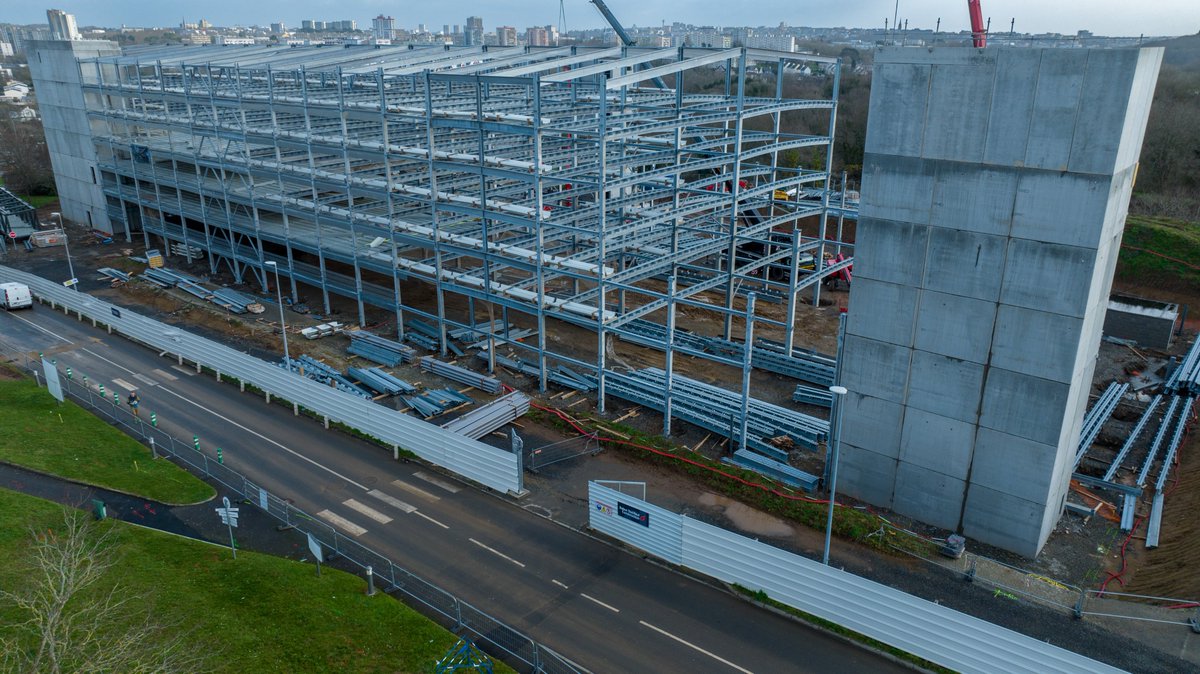 RDConstruction_'s tweet photo. [CHANTIER]
Notre contractant général Gérim remporte le marché en tant que mandataire général du groupement pour la réalisation d'un parking silo pour Q-Park, rattaché au Centre Hospitalier Universitaire de Brest sur le site de La Cavale Blanche. https://t.co/UgI5e1Vsv2