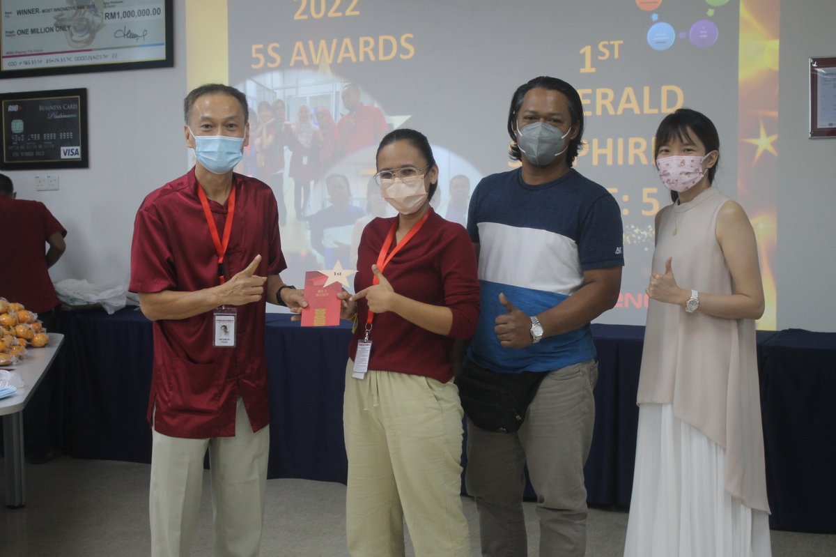 Penchem101's tweet photo. Penchem 2023 CNY Celebration &amp; Service Awards Giving Ceremony

#Penchem
#2023CNY
#ServiceAward
#Festival https://t.co/6WnKXDPd87