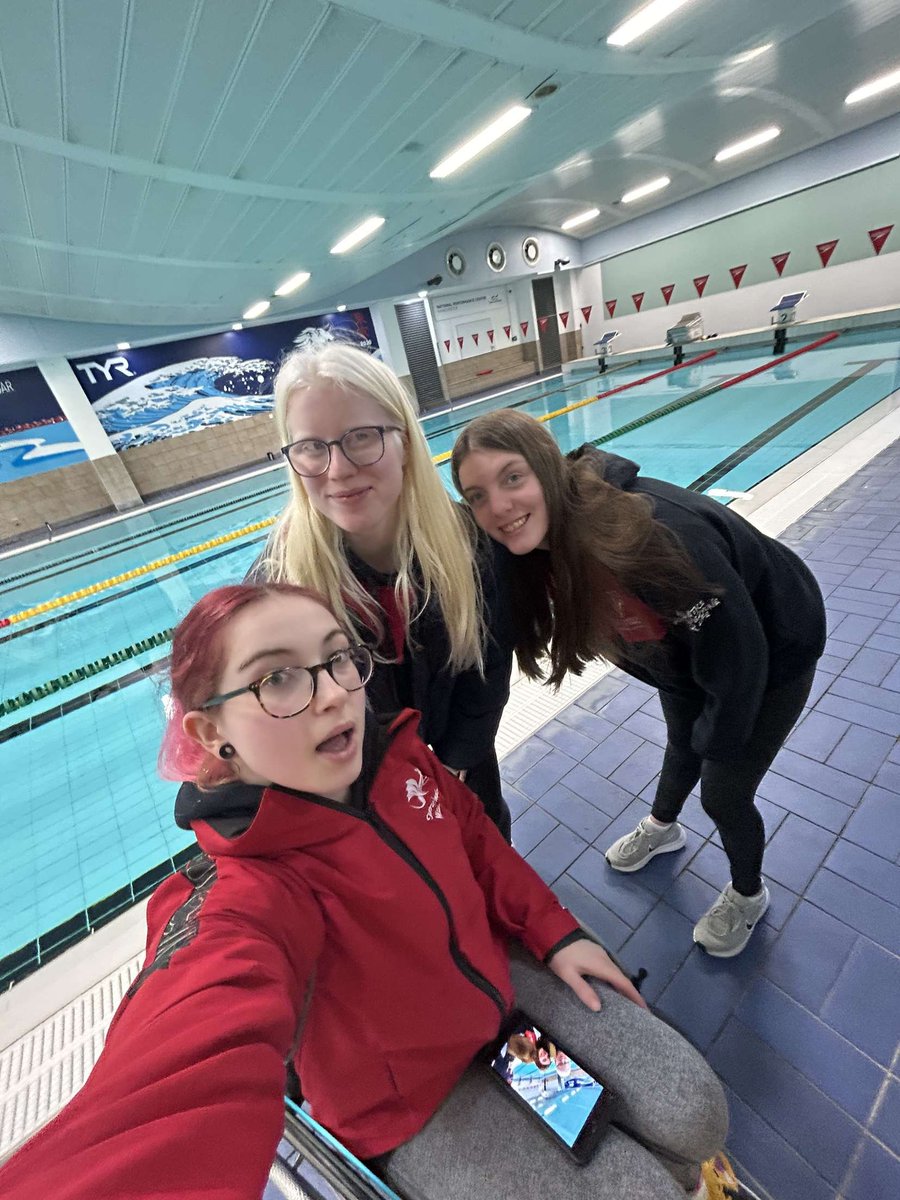 Lily Rice tweet media