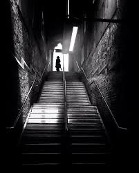 EdyS70492274's tweet photo. "L'inizio, in quanto è ciò che vi è di più grande, precede tutto ciò che è sul punto di accadere e così è già passato oltre di noi, al di sopra di noi"
Martin Heidegger dalle Lezioni del semestre invernale
#AlbumFilosofico a #CasaLettori
Markf Fearnley https://t.co/sYbtF9kcab