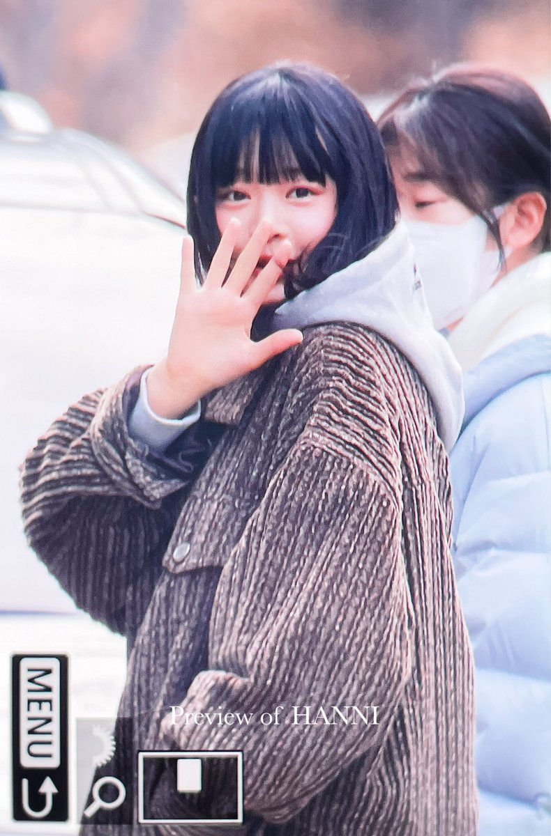 archivehanni's tweet photo. oh she’s so cute https://t.co/lsCNJNLXLB