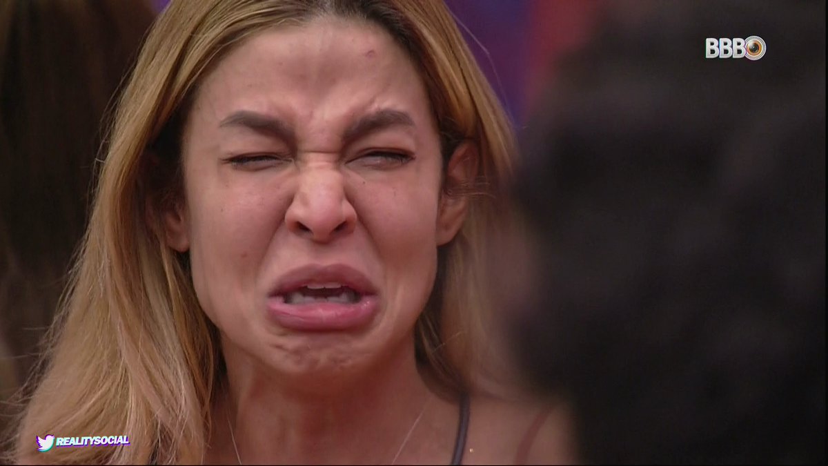 tracklist's tweet photo. E SE EU QUISESSE FICAR COM O CUPIDO? Há 2 anos, Kerline fazia essa pergunta para Lucas Penteado e dava início ao caos no BBB21. #BBB23 https://t.co/GABwbMVLyx