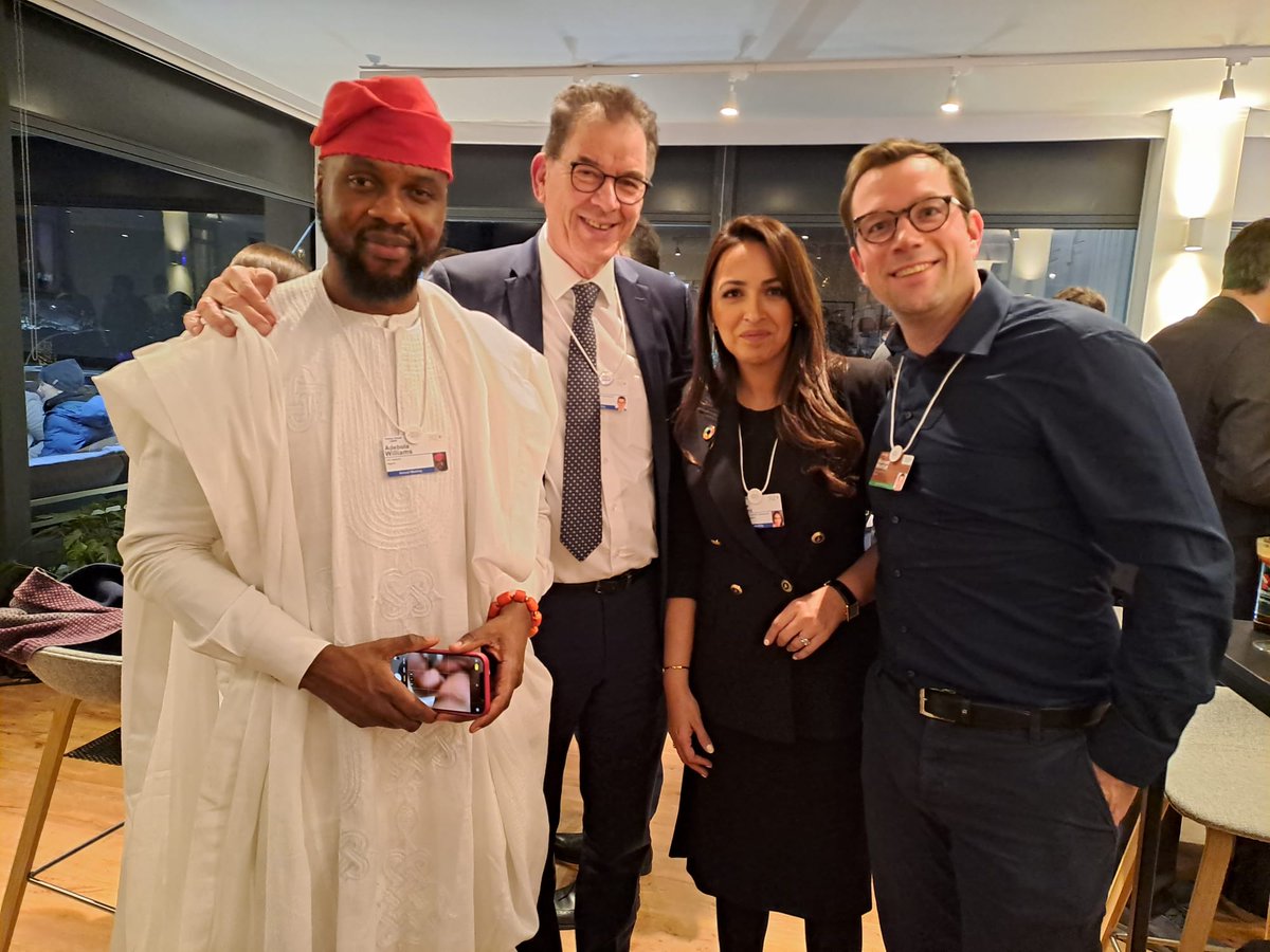 At #wef23 Davos <a href="/DGgerdmueller/">Gerd Müller</a> met WEF Young Global Leaders including <a href="/Sanae_Lahlou/">Sanae Lahlou</a> UNIDO’s Morocco representative &amp; <a href="/DebolaLagos/">Adebola Williams</a> Nigerian pioneer at the intersection of youth media, democracy &amp; social change
