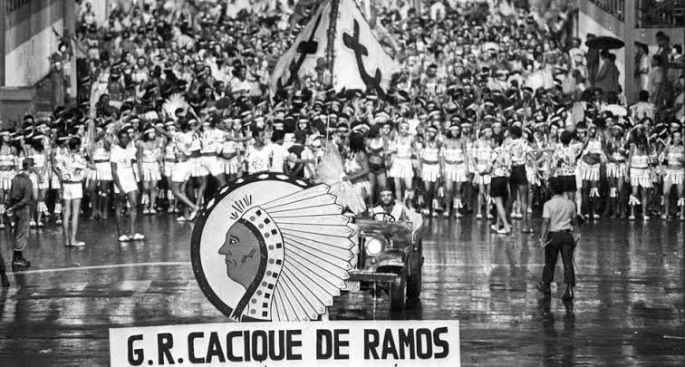 carvalholua's tweet photo. Vivam os 62 anos do @caciqueoficial ! https://t.co/IHOGdShr3P
