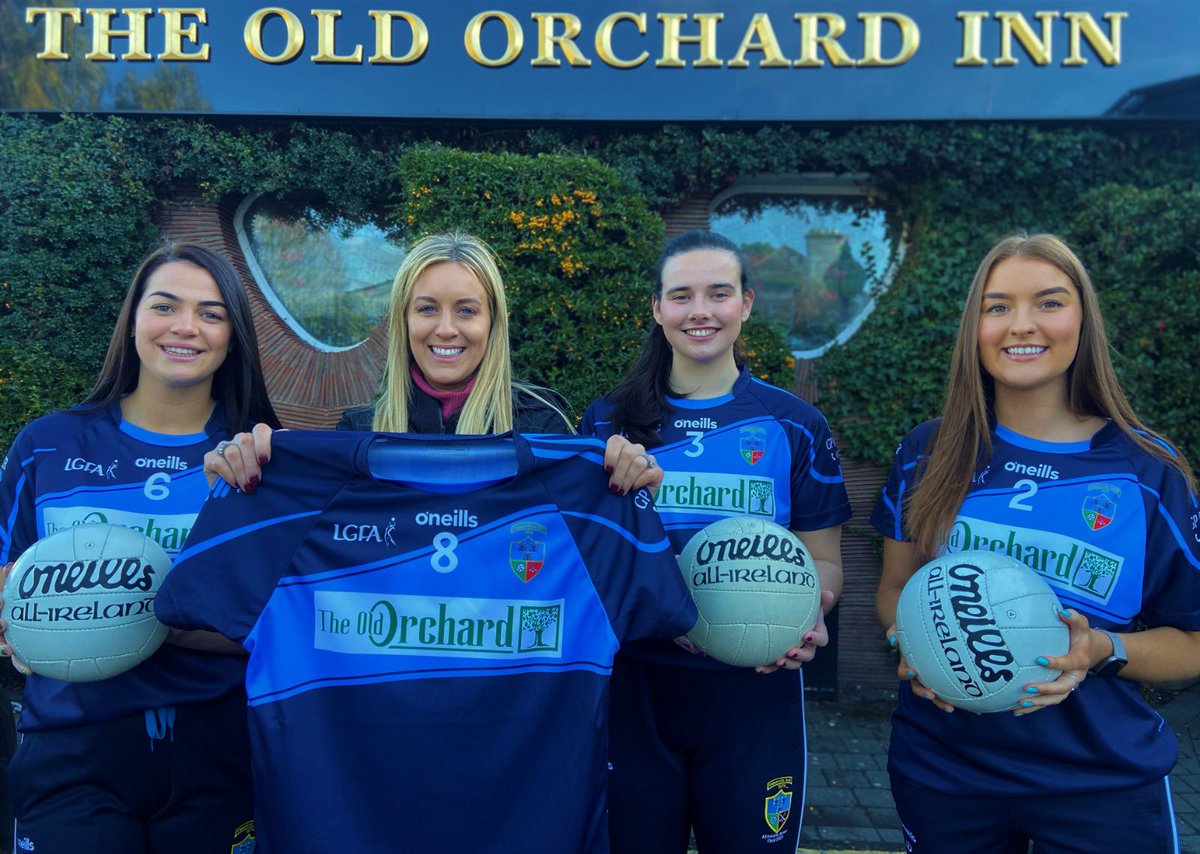 CLG Naomh Jude (@clgnaomhjude) on Twitter photo We are delighted to announce a new sponsorship arrangement for our Ladies Footballers with The Old Orchard.
Pictured with the Old Orchard's Ali Chawke are Aoife Walsh, Emily Browne and Laura Doherty.
<a href="/TheOldOrchard1/">The Old Orchard Inn</a> <a href="/dublinladiesg/">DublinLGFA</a>
<a href="/johnbconlon/">John Conlon</a> <a href="/joey_donnelly/">Joey Donnelly</a> We are delighted to announce a new sponsorship arrangement for our Ladies Footballers with The Old Orchard.
Pictured with the Old Orchard's Ali Chawke are Aoife Walsh, Emily Browne and Laura Doherty.
<a href="/TheOldOrchard1/">The Old Orchard Inn</a> <a href="/dublinladiesg/">DublinLGFA</a>
<a href="/johnbconlon/">John Conlon</a> <a href="/joey_donnelly/">Joey Donnelly</a>