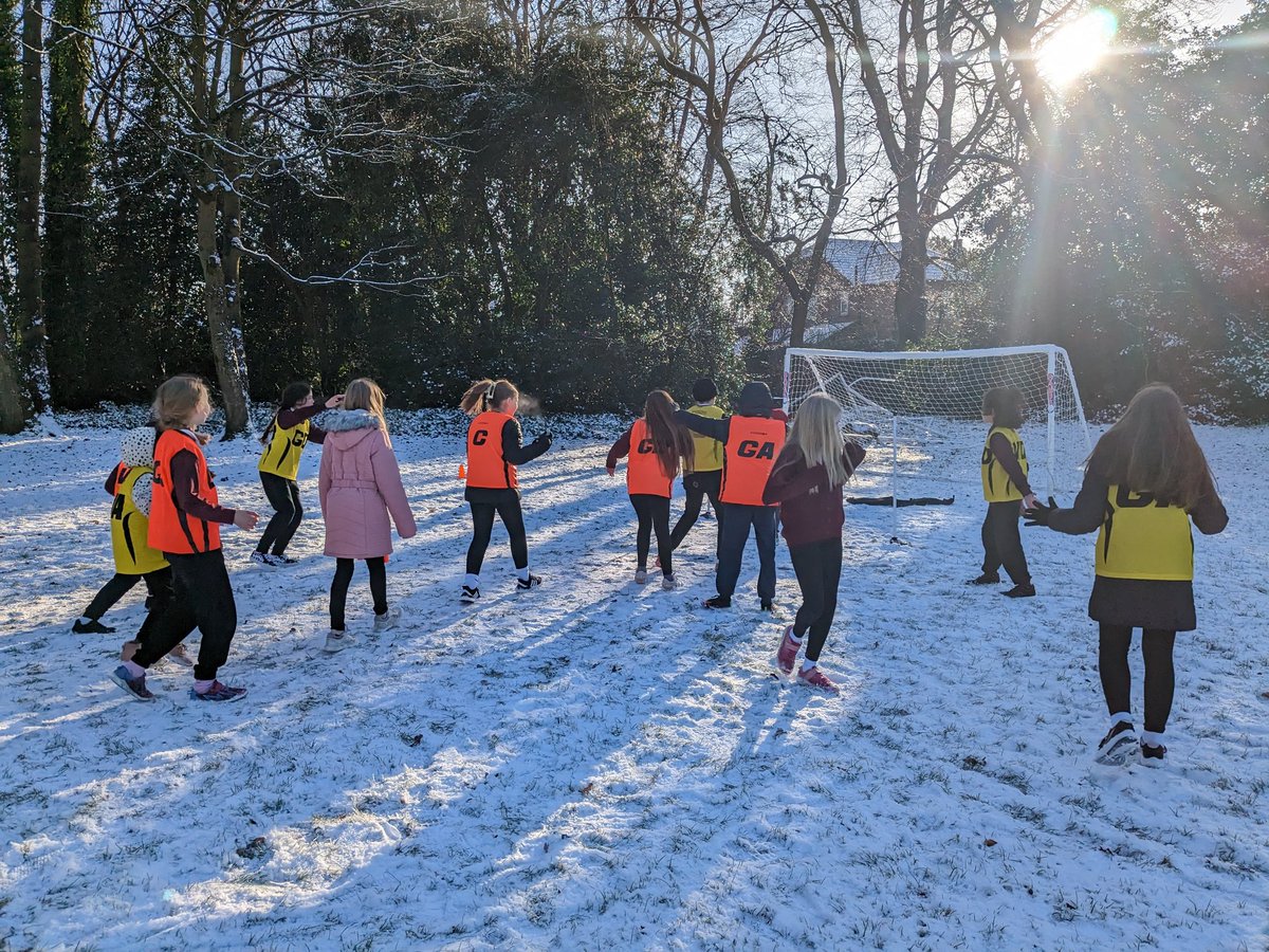 TyntesfieldRH's tweet photo. Best. PE. Lesson. Ever. https://t.co/EgUe7P6Pju