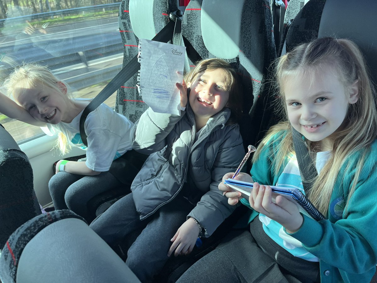 MissKidd_LMS's tweet photo. @YVconcerts HERE WE COME https://t.co/ckKlsYd6dL