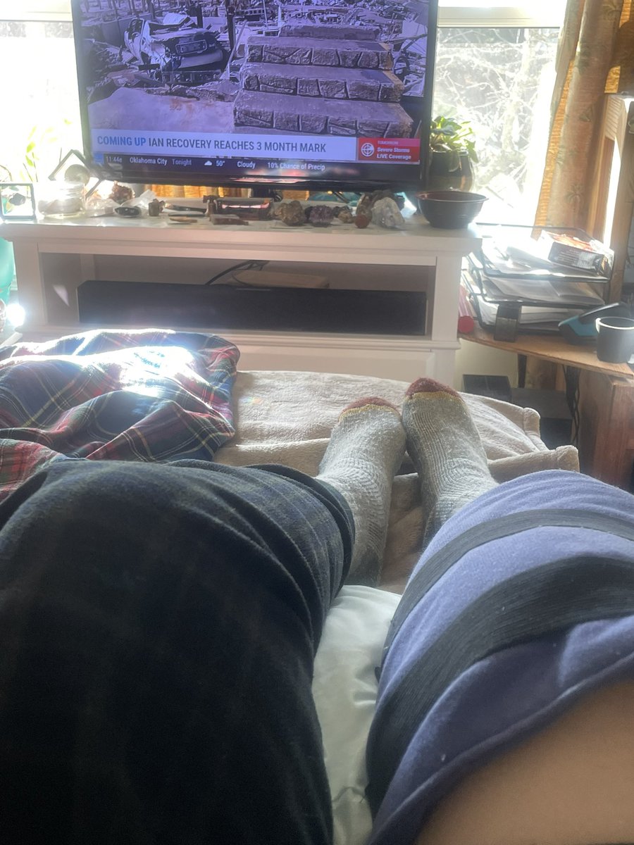 Al_Photo_Video's tweet image. I would love to #getintotheoutthere more, but I need knee surgery in March, and required recovery. It’s going to be a while until I can get outdoors and do photography. #yestv 
(Note the icepack on my (R) knee)