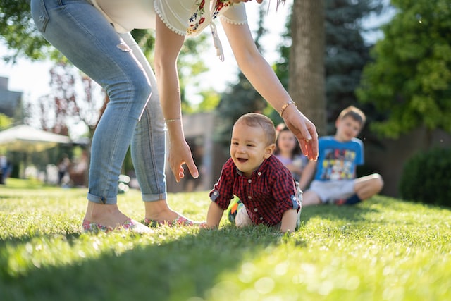 The Department of Health and Human Services offers #grant #funding to enhance collaboration between child welfare, early childhood education, and relevant partners to #prevent child abuse and neglect and provide support to #children and families.

ow.ly/YBP550MuXJF