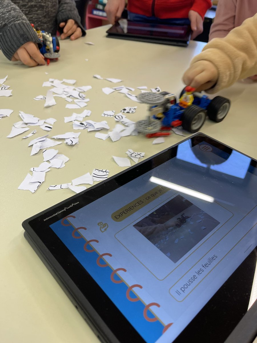 LEGO Studio Ciney tweet media