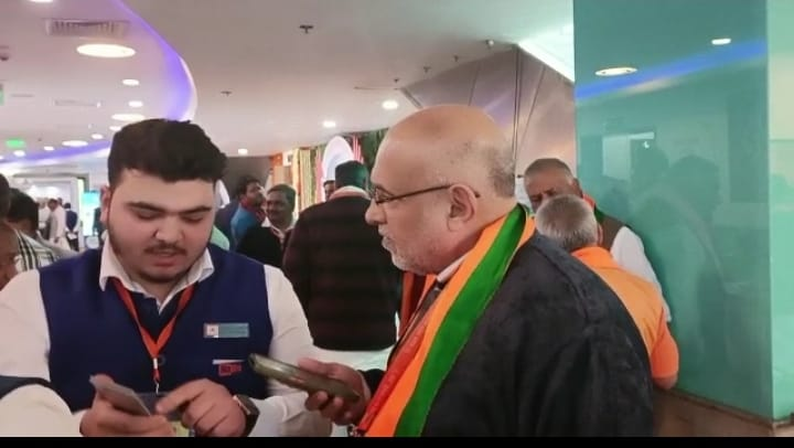 BharatMantram's tweet photo. Shri @ImAvinashRaiBJP Ji visited NaMo App Kiosk at BJP NEC in New Delhi.

Sharing a glimpse!

#HamaraAppNaMoApp #NaMoAppAtBJPNEC https://t.co/5EpLG2eVGj