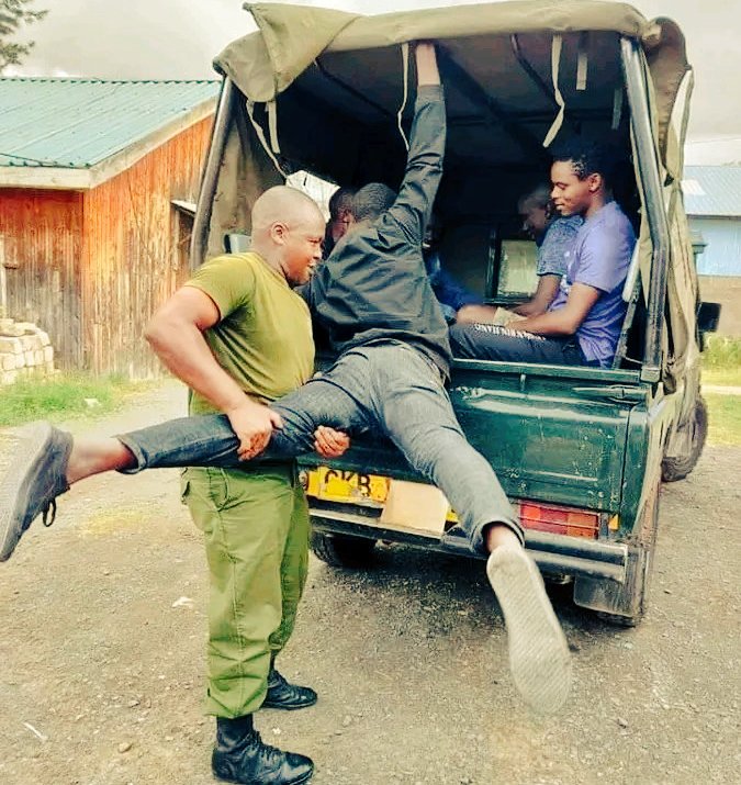 MeshWeida's tweet image. Unalalaje njaa na kamiti chakula ni bure💔😂😂