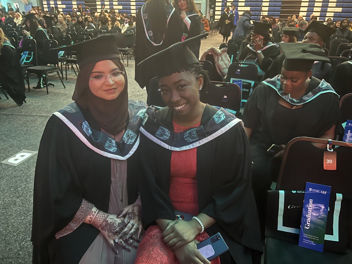 SkyFlier6981's tweet photo. UEL #FdSc Nursing Associates graduation @yeljon https://t.co/VDhmhXmrX2