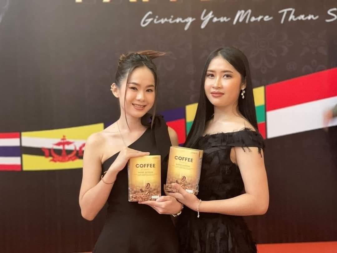 Chalisar8888's tweet photo. 👁️👁️ Coffee Time With Lutein ☕... กาแฟดูแลจอประสาทตา 
🥇ขายดี...อันดับ 1 Lionmall AEC
👉9 เดือน 4 ประเทศ
🇹🇭🇱🇦🇲🇾🇰🇭
#LionMall_AEC #pdx_lionmall_project #pdx_lionmallให้คุณได้มากกว่าความสำเร็จ 
 #พม่า #ประเทศไทย #กัมพูชา #Cambodia #Lisainfinity https://t.co/hKJ6fhyTUF