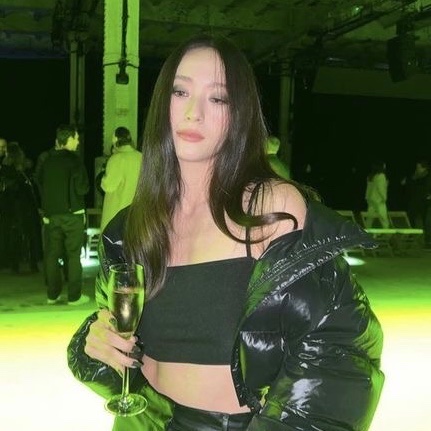 Céline tweet media