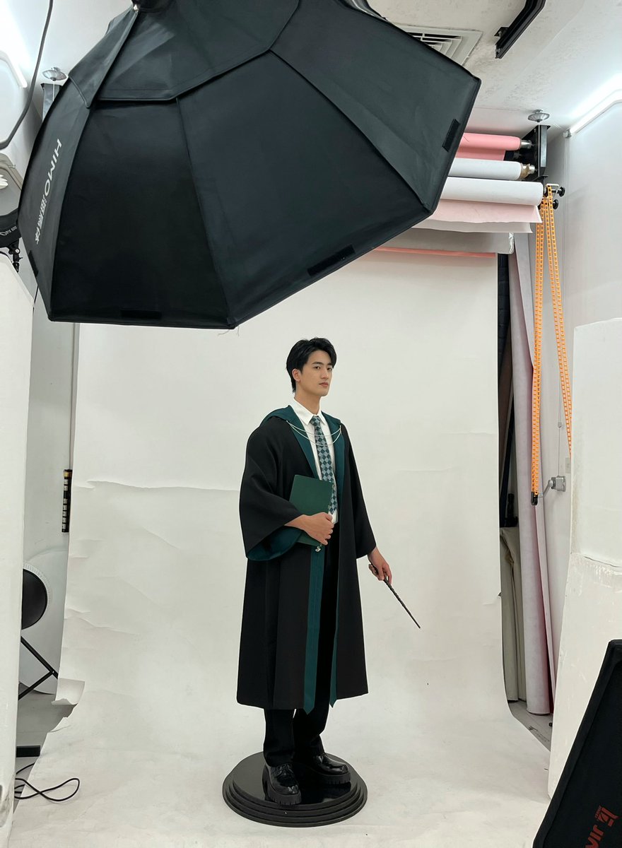 wu39212181's tweet photo. 欢迎来到霍格沃滋 https://t.co/ZcuI2MkSHV