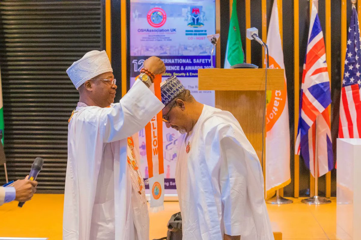 hon_umarelyakub's tweet photo. During the 12th International safety conference and awards 2022 by the occupational safety and health association (OSHAssociation) https://t.co/EreprldCNl
