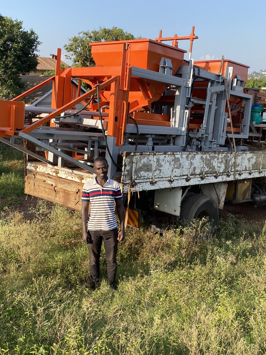 welandfab's tweet image. This machine i locally fabricate is a fully automatic hydraulich concrete block machine , has a production capacity of 5000blocks a day and 10,000pavers . We also make bar soap machines, briquettes machine, chicken feeds machines,among others