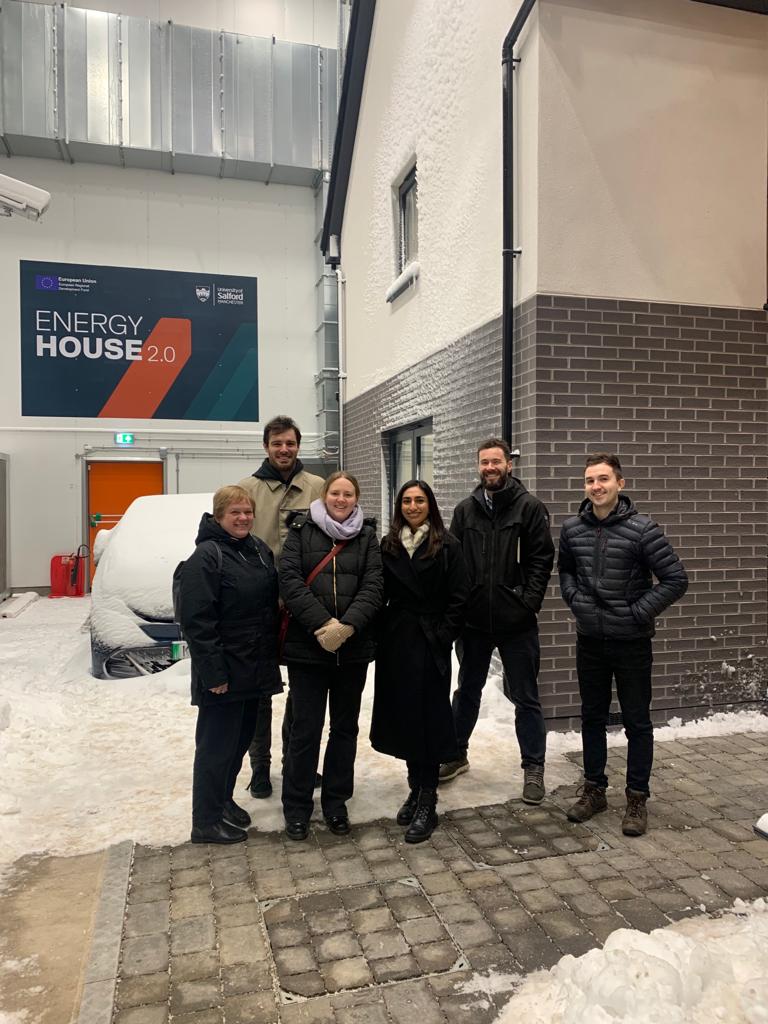Office trip to see the @energy_house2 this morning for some of the team. Interesting talk by Mike Brown <a href="/SalfordUni/">University of Salford</a> ! Lovely and cold at -5° in the chamber but at least there was snow. More details to follow...