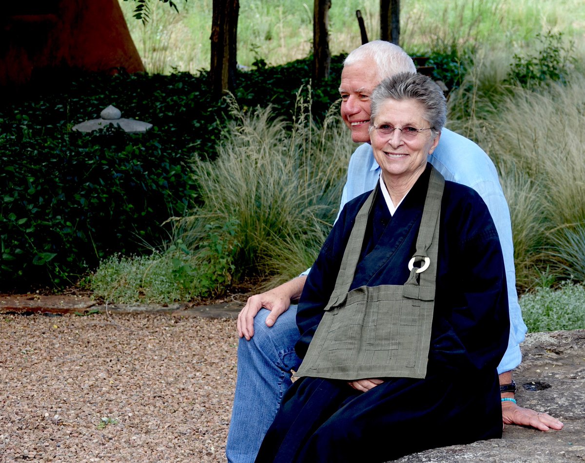 jhalifax's tweet image. Join Frank Ostaseski and Roshi Joan for a special Sunday morning of 
BEING ALIVE
Feb 12, 11-12:30 PM MST
online, free, donation
upaya.org/program/being-…