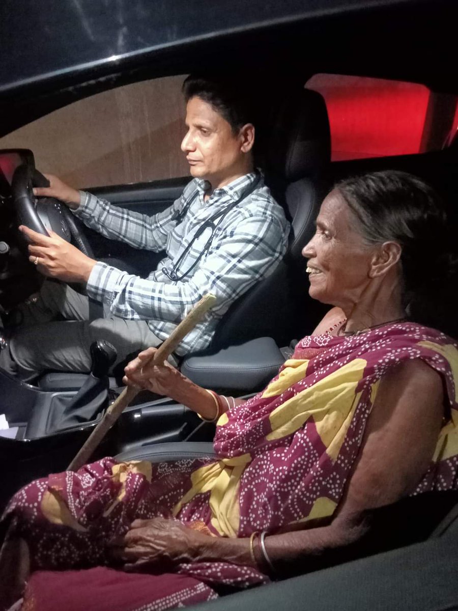 ମୋ କାର ଧନ୍ୟ ହେଇ ଗଲା ମୋ ସହ  ଜଣେ ଦିବ୍ୟାଙ୍ଗ ରୋଗୀ ,ଅଟୋ ୱାଲା ଛାଡ଼ି ଦେଇ ଗଲା,ରାତି 10 ଟା ରେ ମୋ କ୍ଲିନିକ୍ ରୁ ଘର କୁ ଛାଡି ଆସିଲି ,ତାଙ୍କ ମୁହଁରେ ହସ