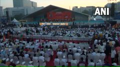 timesofindia's tweet photo. For the first time after independence, India is daring to dream big &amp; fulfil them. A long period in last century was spent discussing poverty, seeking help from world &amp; living somehow.For the 1st time in history of independent India, world trusts India's resolutions: PM in Mumbai https://t.co/NGNpix2r96