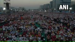 timesofindia's tweet photo. For the first time after independence, India is daring to dream big &amp; fulfil them. A long period in last century was spent discussing poverty, seeking help from world &amp; living somehow.For the 1st time in history of independent India, world trusts India's resolutions: PM in Mumbai https://t.co/NGNpix2r96
