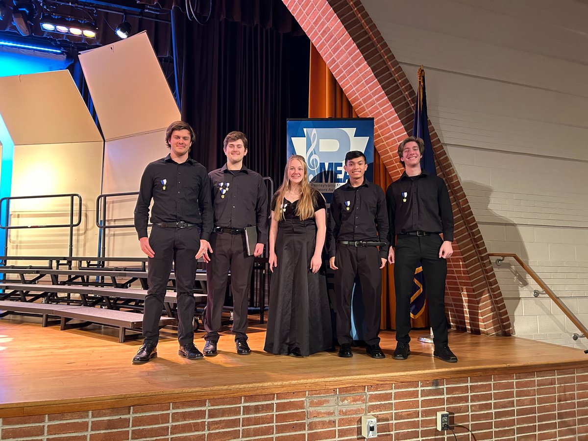 DEHS_Choir's tweet photo. And then there were FIVE! A student from another school has declined so the next spot at Regions goes to our very own THOMAS STAUFFER!

Being only one point away from qualifying, we were confident enough that this might happen so we took this picture at Districts. Congrats Tommy! https://t.co/zto88gieAf