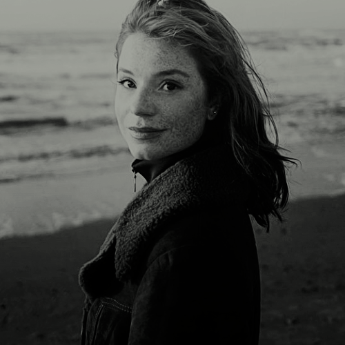 𝐔𝐧 𝑖𝑛𝑣𝑖𝑒𝑟𝑛𝑜 𝐞𝐧 𝐥𝐚 𝐩𝐥𝐚𝐲𝐚.