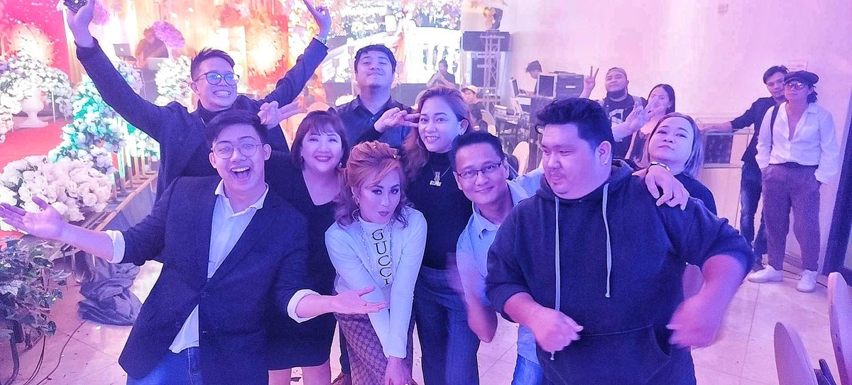 iamraine_pecson's tweet photo. HeArtist Thanksgiving Dinner 💖 Thank you ate Ann-Grace Gonzales
#lateuploads https://t.co/kCWIKjZNjh