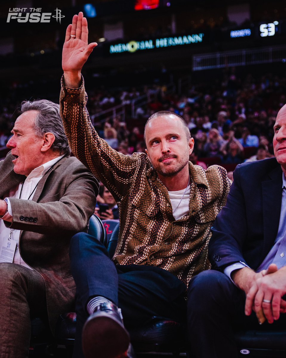 B24Dunk's tweet photo. Walter White e Jesse Pinkman foram assistir ao jogo dos Rockets 🤩 https://t.co/IW80S4bAKA
