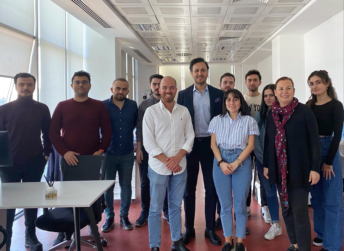 Nevalabs's tweet photo. It was fantastic to talk about artificial intelligence technologies with Lucas Calleja and Şevval Hüyüklü.
—
Lucas Calleja ve Şevval Hüyüklü ile yapay zeka teknolojileri hakkında konuşmak harikaydı.
#Nevalabs #RecognizeTheFuture #ArtificialIntelligence #YapayZeka https://t.co/Qw4tswz70o
