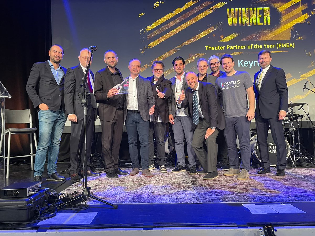 Keyrus_group's tweet photo. Talend Engage Awards – Nashville, Tennessee 🎸
Keyrus wins for the 3rd consecutive year @Talend's EMEA Partner of the Year Award 🏆
Congratulations to all our teams from all over the world!
Special thanks to Team Talend 👏
#Proud #PartnerAward #TalendEngage https://t.co/moSpaqEPdl