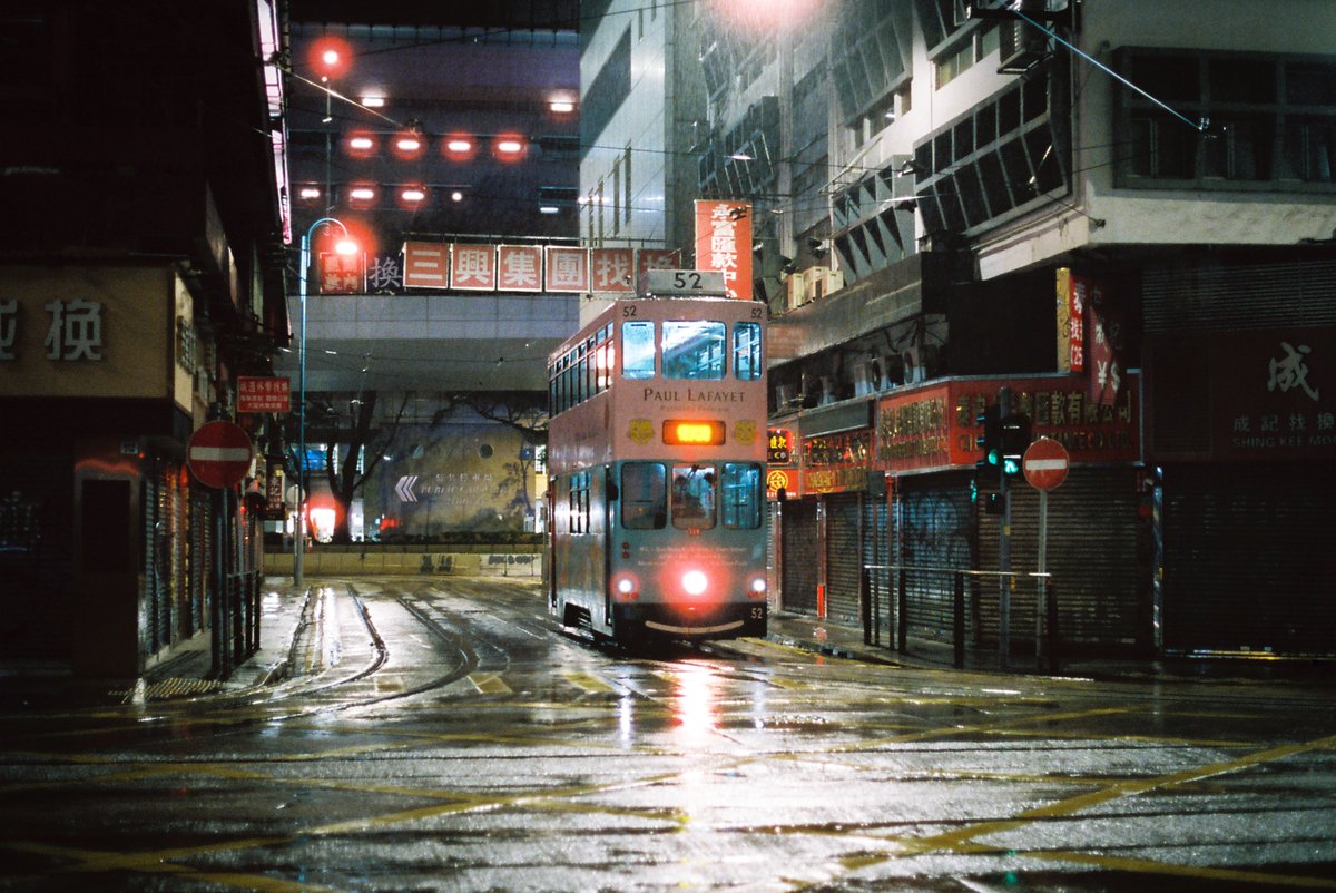 FishMonkeyCow_'s tweet photo. Ding Ding - ie Hong Kong trams 🇭🇰🚋 https://t.co/pq3RnHStth