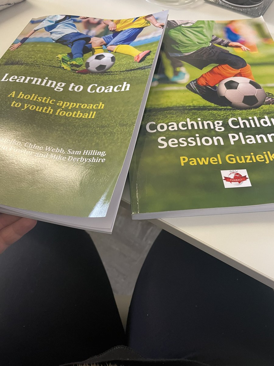 Working through my books highly recommend these <a href="/Pavfunball/">Pav FunBall Academy</a> <a href="/MPD211967/">Mike Derbyshire</a> <a href="/sam_hilling/">Sam</a> getting ready for my uefa c starting Saturday at <a href="/theFDCNorfolk/">The FDC</a> so nervous for this #nervous