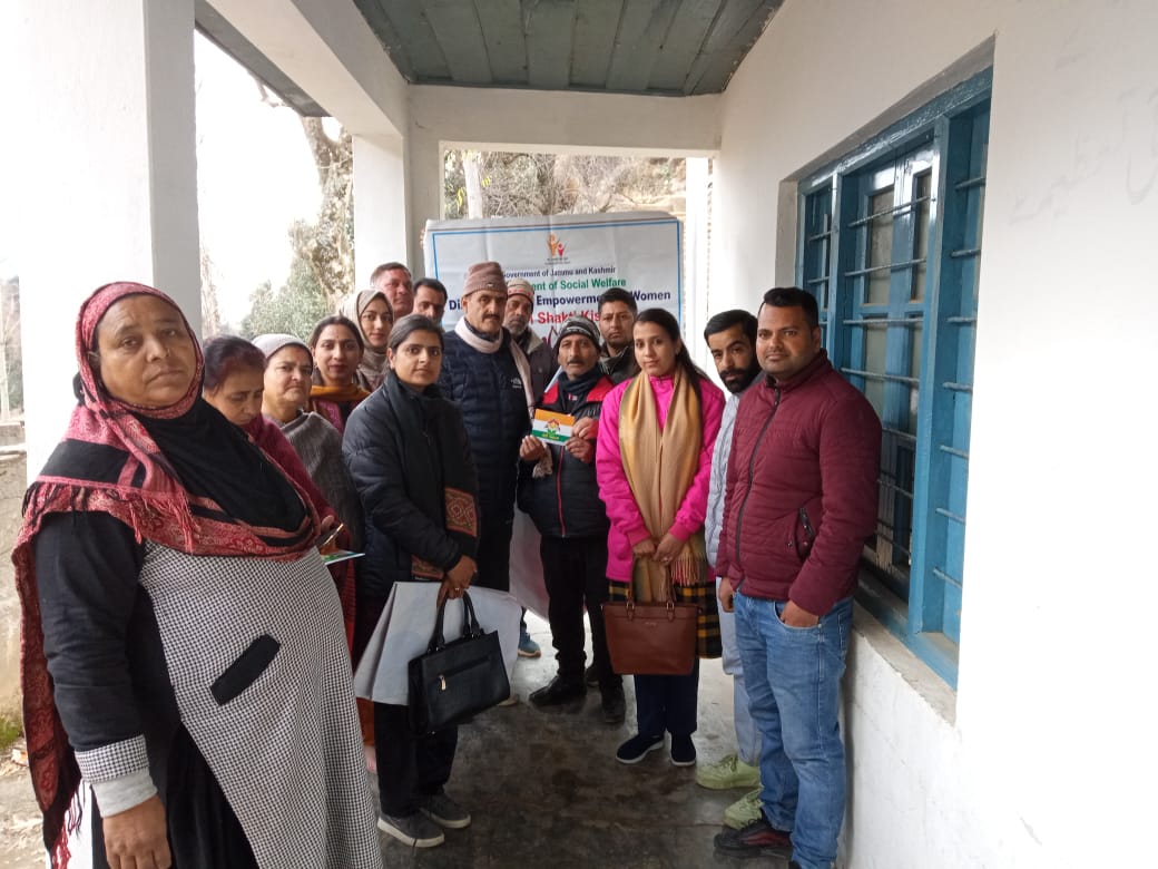 DKishtwar's tweet photo. Awareness on Beti Bachao Beti Padhao organised by Mission Vatsalya DCPU Kishtwar, DHEW Mission Shakti and OSC Kishtwar at Panchayat Hidyal Kishtwar. https://t.co/v6qAPBhrWS