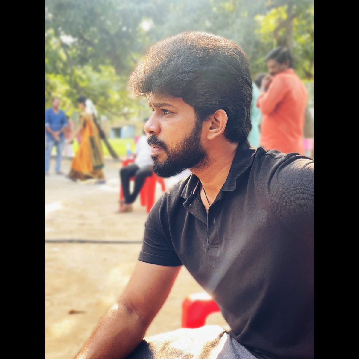 Kumaran_KTR's tweet photo. 🔥போடா... அந்த சூரியனே நம்ம பக்கம்☀️
💥கதிரு ☀️கதிர் 🔥

#Kathir #PandianStores #thursdayvibes #Pose #VijayTelevision https://t.co/r1ouqp8EjO