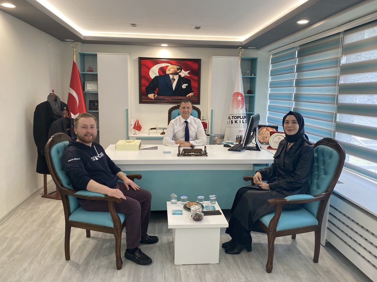 Bursa İl Sivil Toplumla İlişkiler Müdürü Sn.Özbey TAN’ı ( <a href="/OzbeyTan/">özbey tan🇹🇷</a> ) ziyaret ettik.  

Değerli müdürümüze nazik kabulü ve gençlik çalışmalarına vermiş olduğu destek için teşekkür ediyoruz.