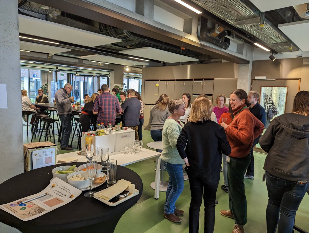 CBD_VIB's tweet image. We enjoyed a wonderful New Year&apos;s reception today organized by the @CBD_VIB Science Support Association committee! 🧪🧑‍🔬 #sciencesupport