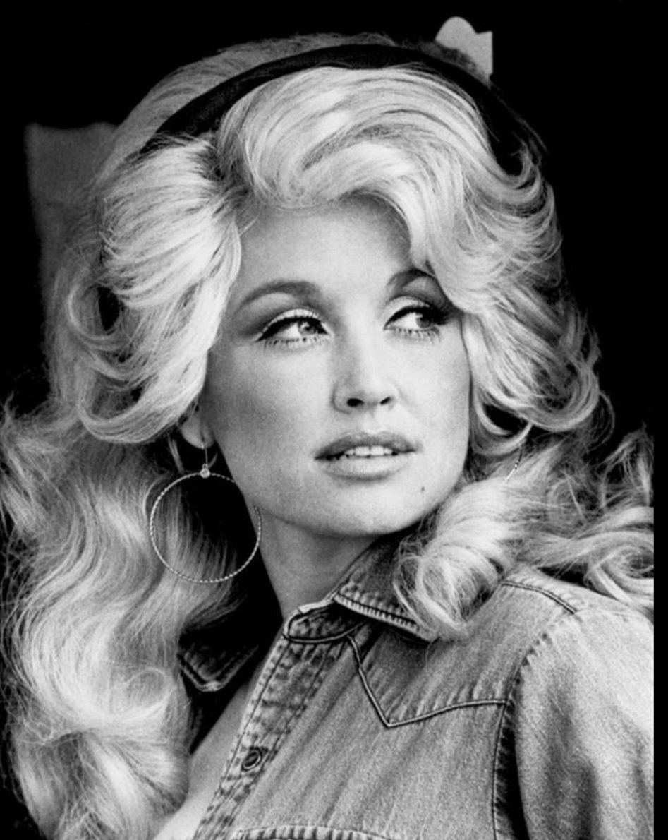 Happy birthday Dolly Parton 
