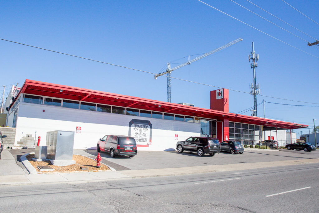 Tonight! 8:30 "Hits &amp; Grins" show with Steve Dean &amp; <a href="/VictoriaVenier/">Victoria Venier</a> at the Listening Room. Come see us!