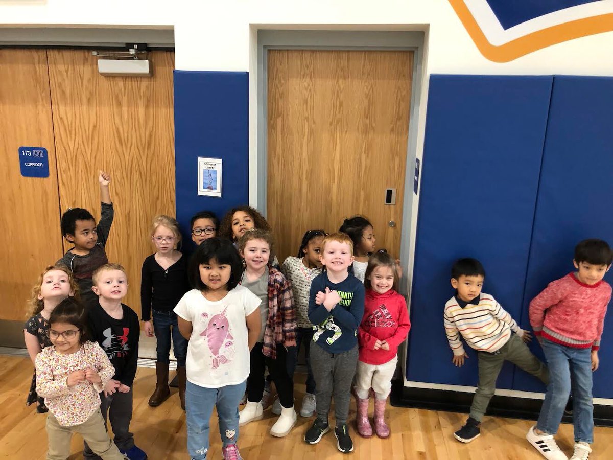 HandleyCTEClass's tweet image. We are learning about buildings. We talked about building around the world. Pictures of the buildings were in the gym so we walked around looking at them.