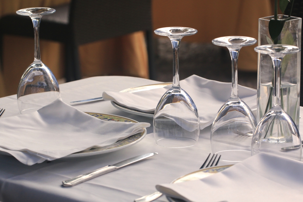 Properly accommodate your #restaurant clients with high-quality Royal Crest® tablecloths! We carry durable table #linens designed to blend with décor of all kinds. Visit our website today for more information! sigmatexlanier.com/pc_combined_re…
