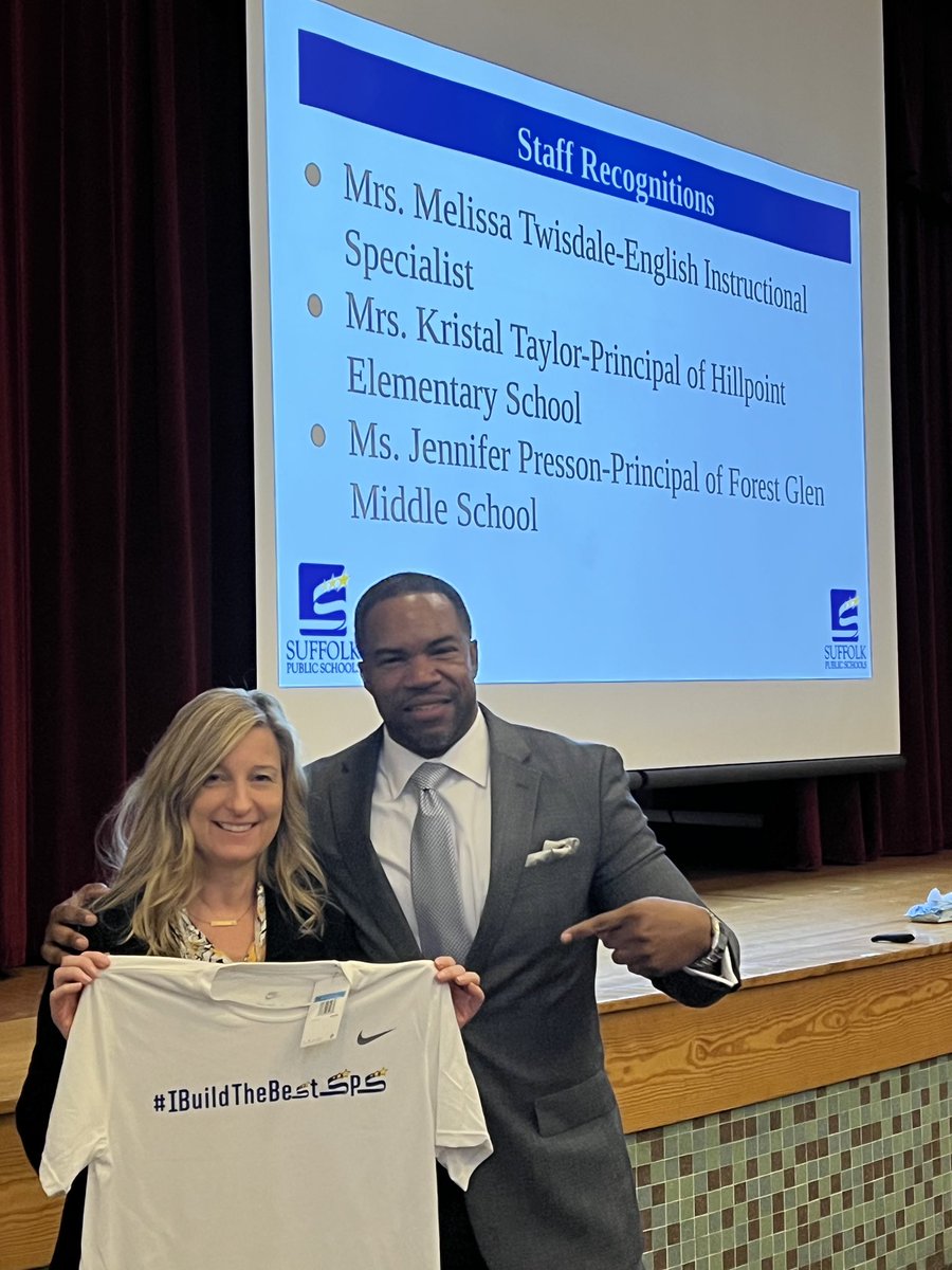 drjbg3's tweet image. Congratulations to our @SufVAschools Leaders for their outstanding service to our students, staff, and school community! Thank you to Mrs. Twisdale for working with All District Reads, Mrs Taylor for your Academic Review and Ms. Presson for your observations! #SPSCreatesAchievers