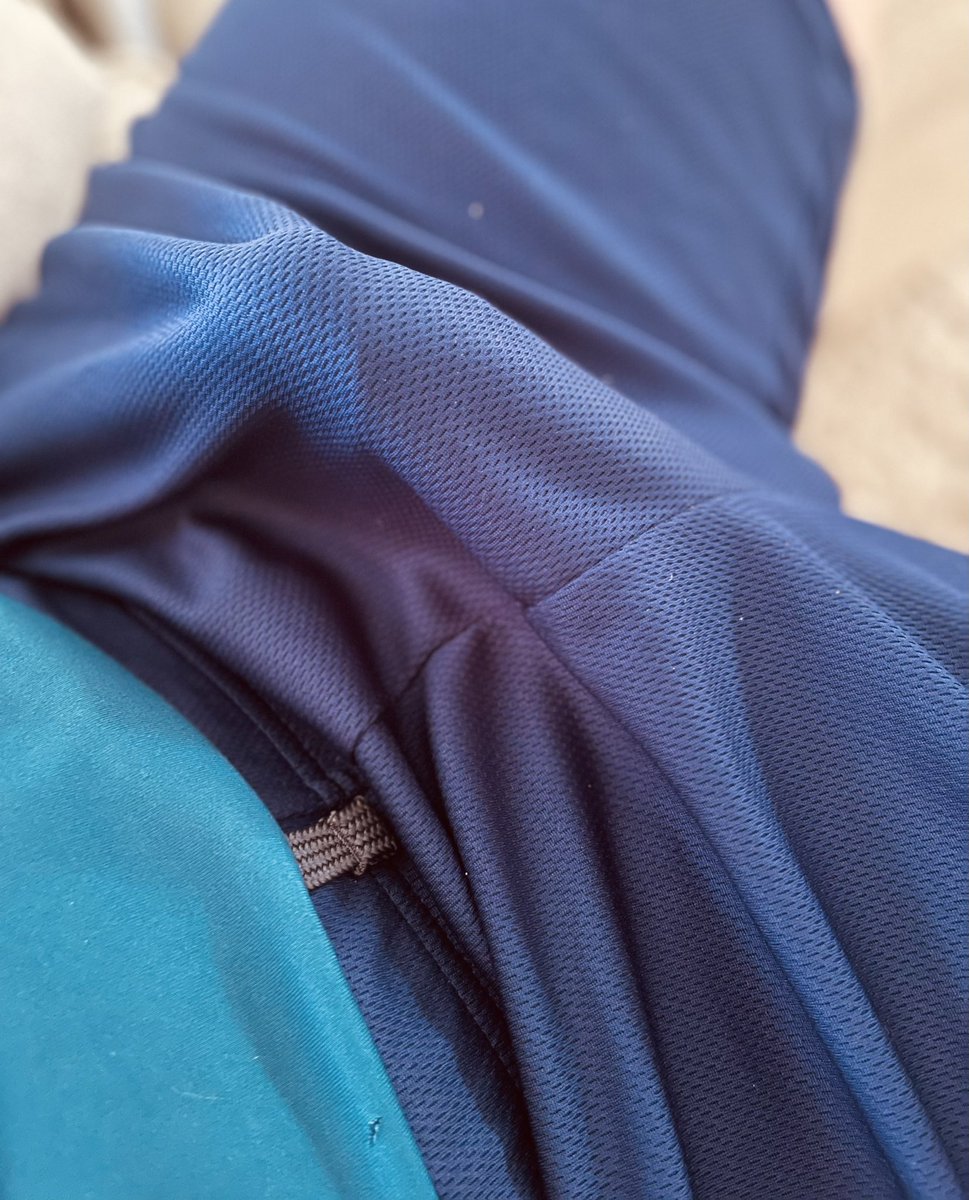 BuffTop_BMW1's tweet photo. Something is ready to bust outta these shorts! 🍆 https://t.co/bXHqvRX9ju