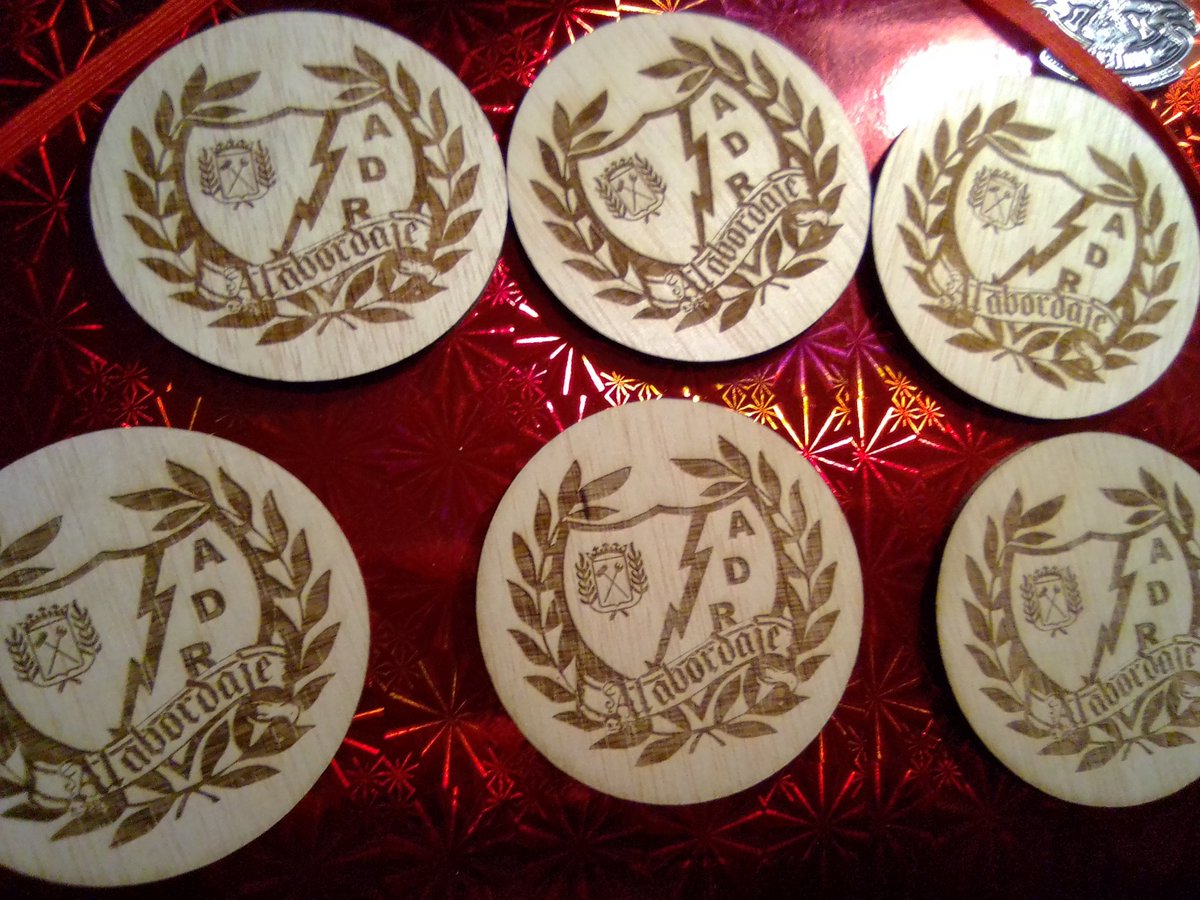 er_poli's tweet photo. 6posavasos x5€ https://t.co/EiMhfHr9hY