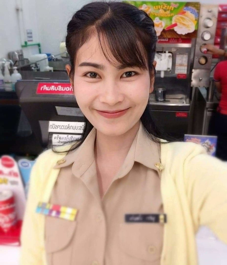 Poinkl56's tweet photo. มาครับ เเอดไลน์มาได้เลย https://t.co/MEdxcQdxya