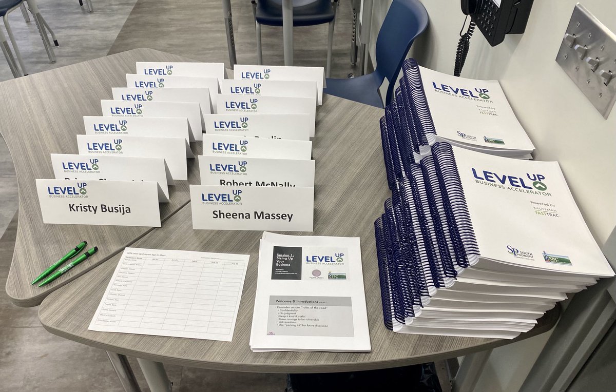 We are getting ready to welcome the 2023 cohort of Level Up ⁦⁦<a href="/spccsbc/">SBC @ SPCC</a>⁩ What a great way to start the day working with amazing business owners that are ready to scale!
#SmallBusiness #LevelUp #BusinessGrowth #ncsbcn