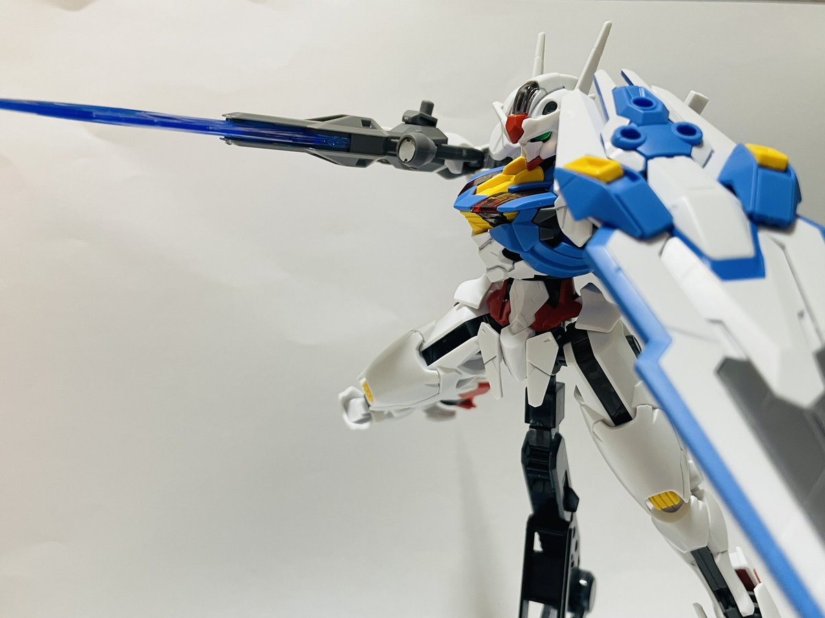 ASIMO93750375's tweet photo. やっっと買えて！やっと組めた！！
バリバリかっこいい
久しぶりにガンプラ投稿〜
#ガンプラ
#水星の魔女 https://t.co/ctZRw3wQTL